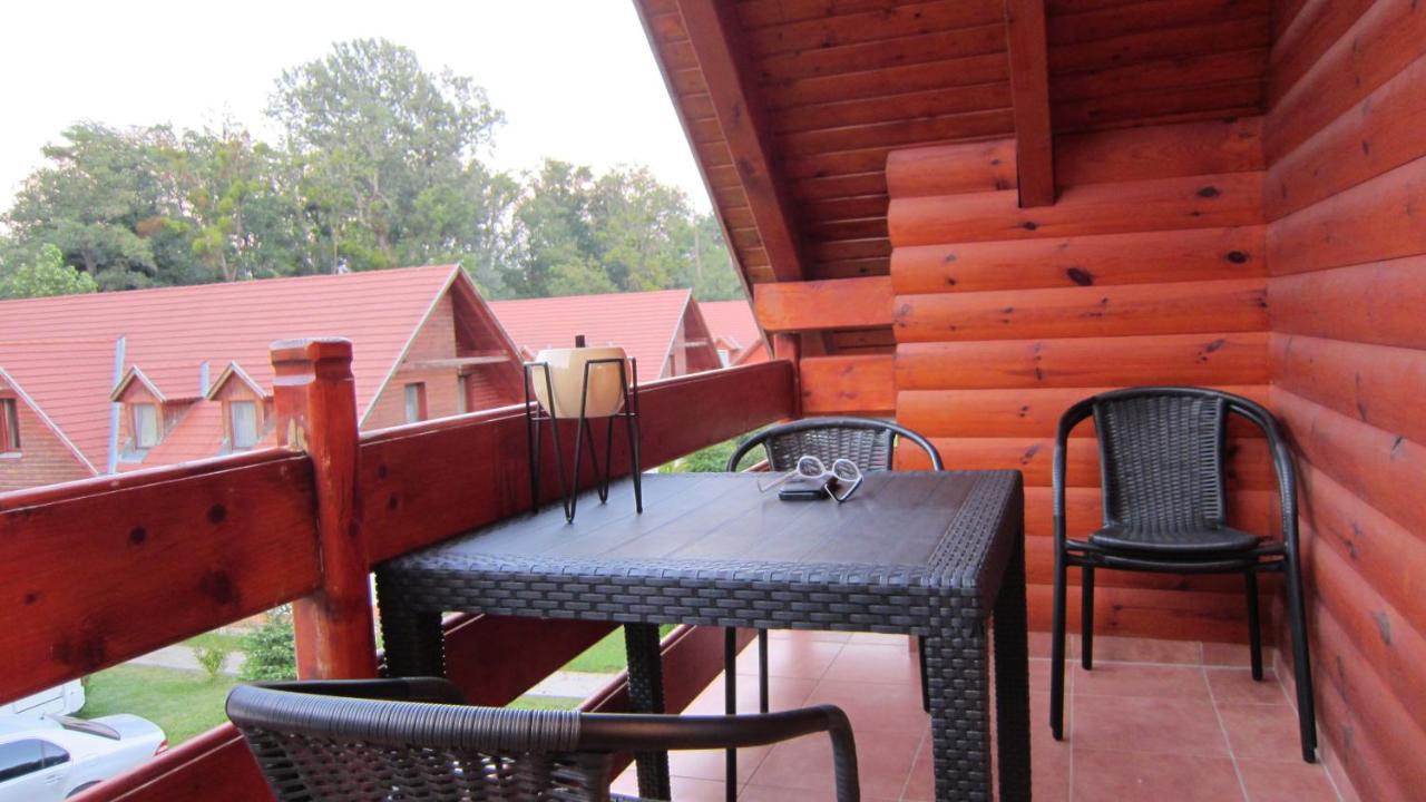 Appartment Kastelo Victoria Zalacsány Extérieur photo
